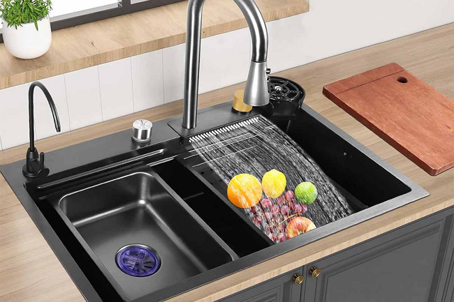 Les avantages d'un évier multifonction : Pourquoi l'installer dans votre cuisine ?