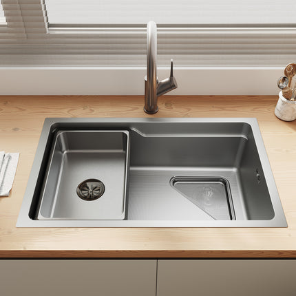 Évier de cuisine en acier inoxydable 304 SUS à 1 cuve, évier encastrable à cuve unique avec panier à déchets triangulaire côté étroit, Argenté, 70×43cm - SIRHONA